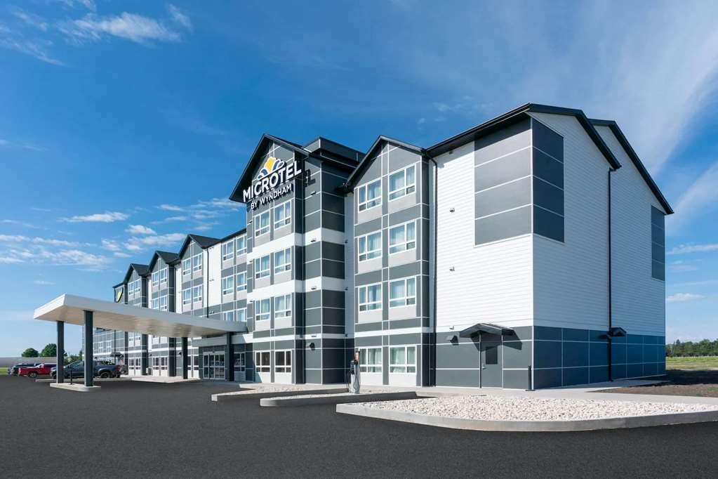 Microtel & By Wyndham Hotel
