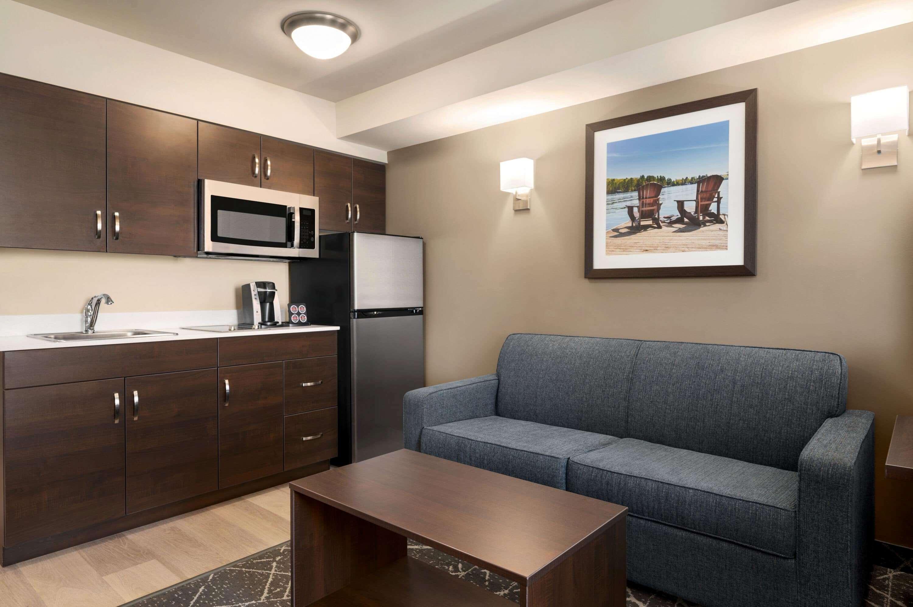 Microtel & By Wyndham Hotel 3*